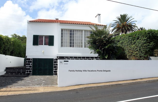 Family Holiday Villa Vacations Ponta Delgada - Foto 1