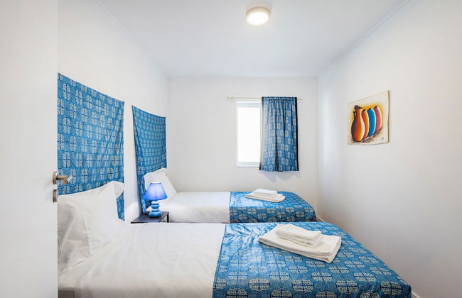 Live Laugh Love Beach Guest Home with AC - Foto 7