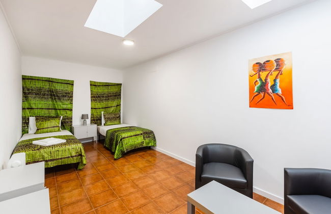 Live Laugh Love Beach Guest Home with AC - Foto 17