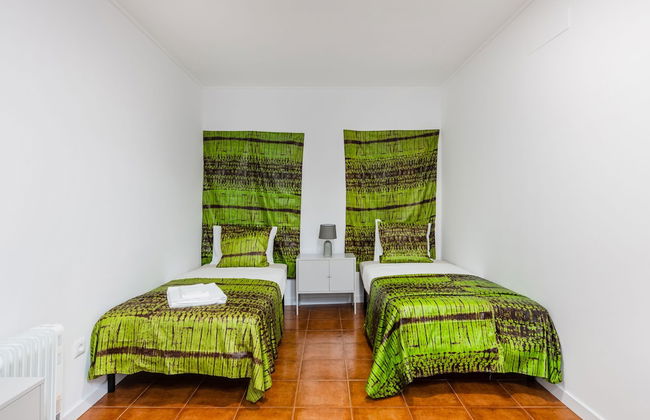 Live Laugh Love Beach Guest Home with AC - Foto 18
