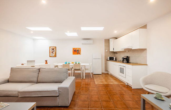 Live Laugh Love Beach Guest Home with AC - Foto 53