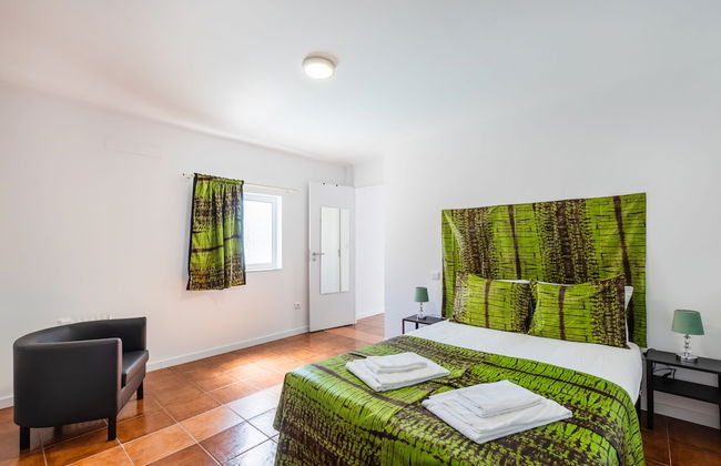 Live Laugh Love Beach Guest Home with AC - Foto 16
