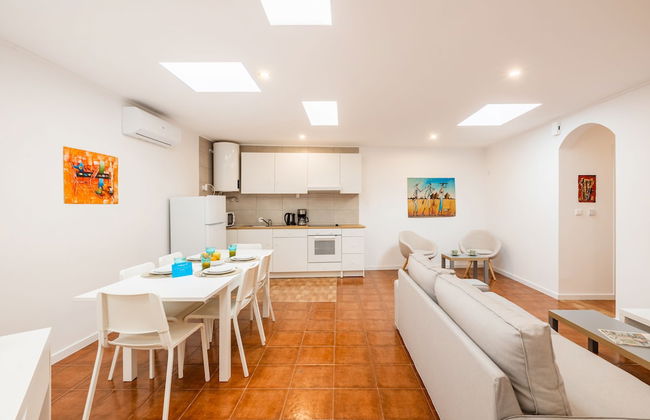 Live Laugh Love Beach Guest Home with AC - Foto 47