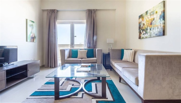 Foto 1 - Modern Living In This 2BR Apt In The Heart of Downtown Jebel Ali - Sleeps 4