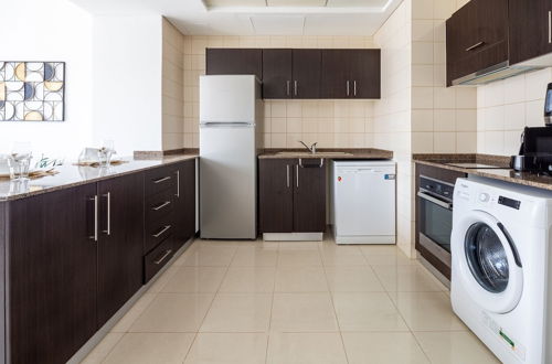 Photo 11 - Dashing 1BR Apartment In Dubai Marina