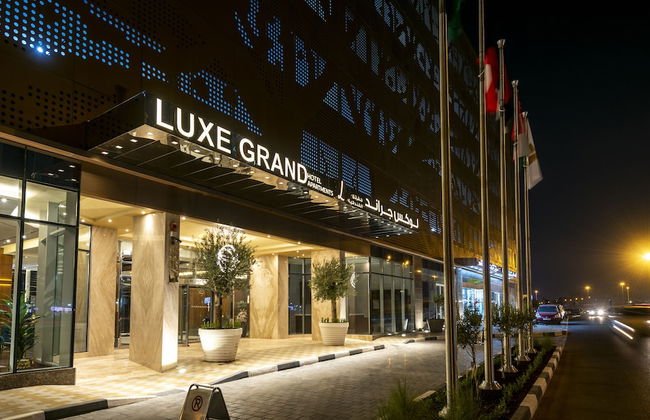 Luxe Grand Hotel Apartments - Photo 27