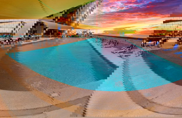 Luxe Grand Hotel Apartments - Photo 12