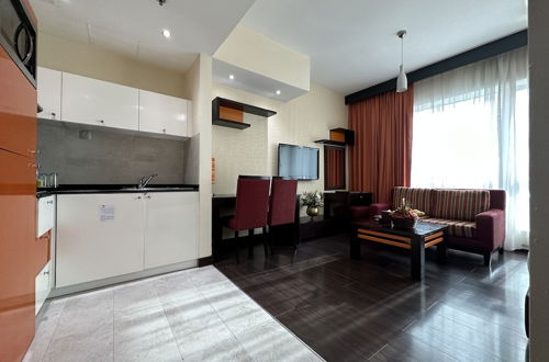 Foto 16 - Marina View Hotel Apartments