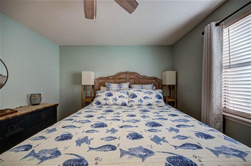 Photo 25 - Renovated Condo Directly Across From Beach in Gulf Shores With Pool