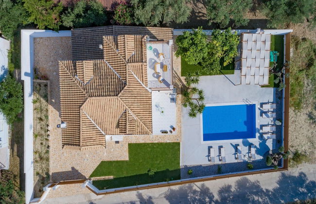 Villa Status - Photo 40
