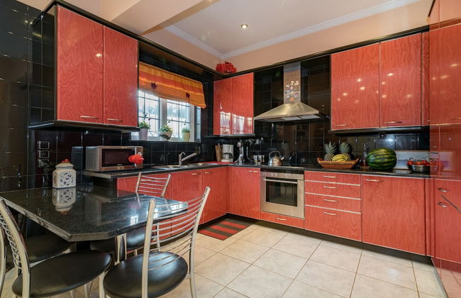 Villa Status - Photo 11