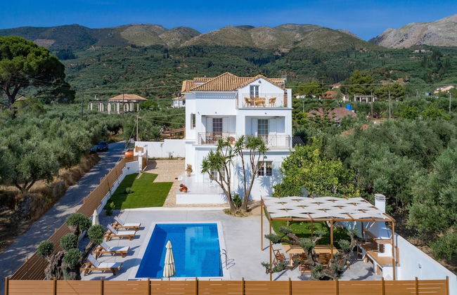 Villa Status - Photo 35