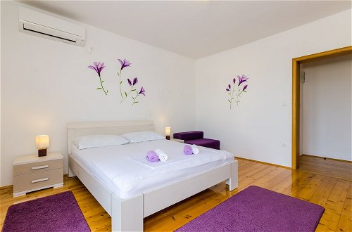 Photo 16 - Apartments & Rooms Maždin