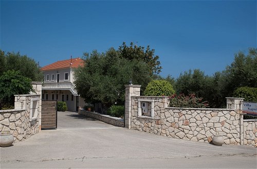 Foto 34 - Villa Kapnisi