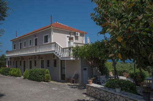 Foto 32 - Villa Kapnisi