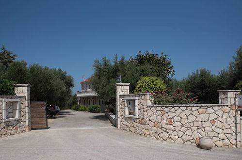 Foto 35 - Villa Kapnisi