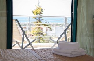 Foto 2 - Stunning 4-bed Villa in Lagonisi Kalivia Thorikou