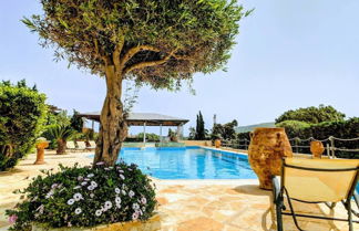 Photo 1 - Stunning 4-bed Villa in Lagonisi Kalivia Thorikou