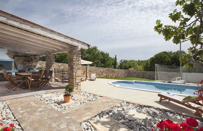 Attractive Villa With Private Swimming Pool, Beach Volleyball and Fenced Garden - Foto 42
