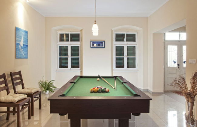 Attractive Villa With Private Swimming Pool, Beach Volleyball and Fenced Garden - Foto 48