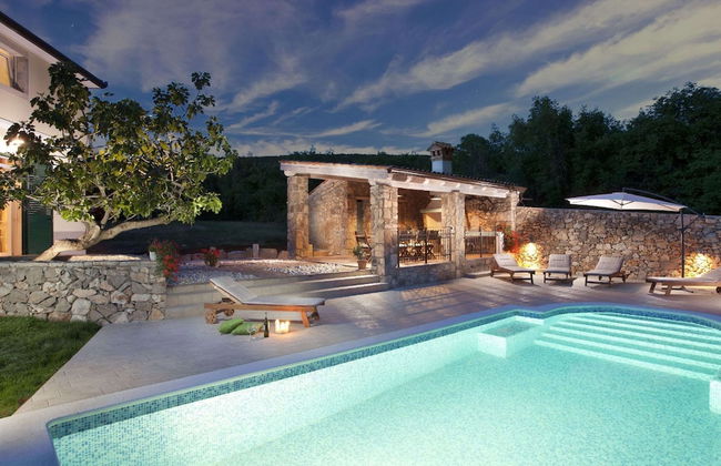 Attractive Villa With Private Swimming Pool, Beach Volleyball and Fenced Garden - Foto 28