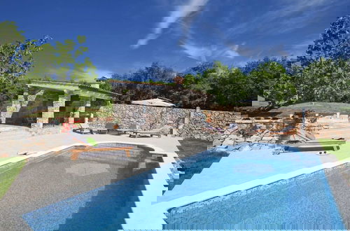 Foto 42 - Attractive Villa With Private Swimming Pool, Beach Volleyball and Fenced Garden