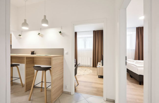 Honest SMICHOV - Foto 21