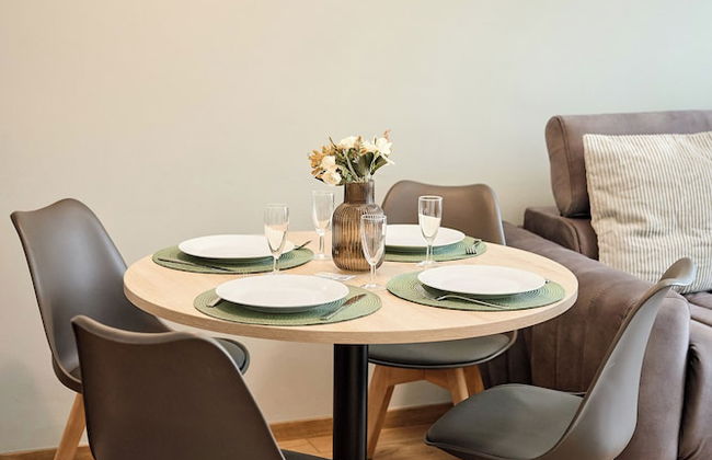 Honest SMICHOV - Foto 32