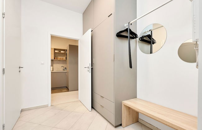 Honest SMICHOV - Foto 16