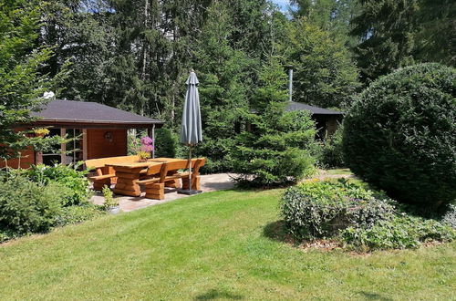 Foto 31 - Authentic Chalet in Wibrin With Private Fish Pond