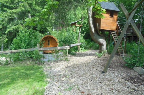 Foto 33 - Authentic Chalet in Wibrin With Private Fish Pond