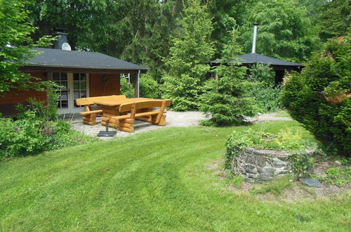 Foto 31 - Authentic Chalet in Wibrin With Private Fish Pond