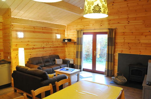 Photo 7 - Modern Chalet With Stove Located in the Forest