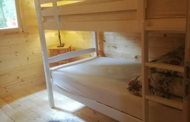 Log Cabin on the Lake - Sleeps 4 & Jacuzzi - Foto 2