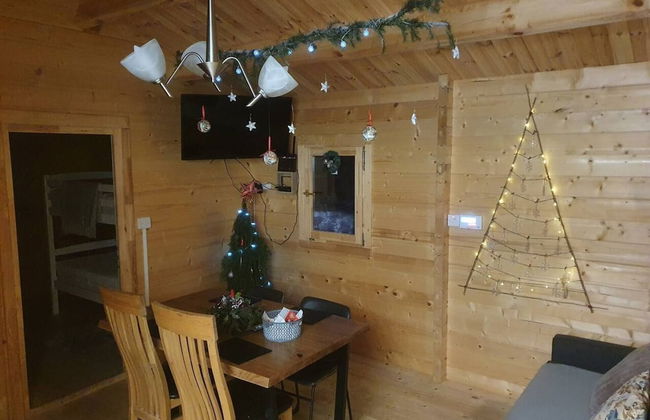 Log Cabin on the Lake - Sleeps 4 & Jacuzzi - Foto 15