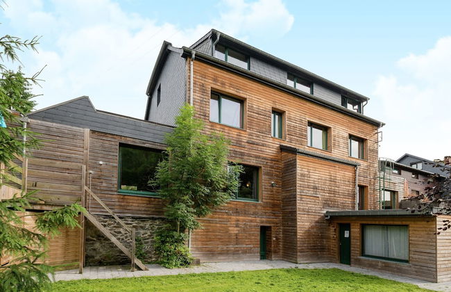 Large Group House with Welness Equipment & Swimming Pool near Malmédy - Foto 1