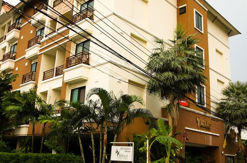 Photo 1 - Unico Srinakarin Residence