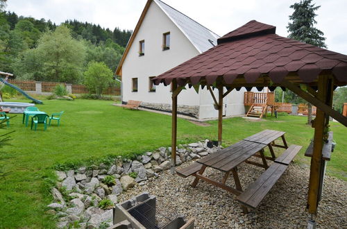 Foto 18 - Comfortable Holiday Home With Sauna and Billiards, Near the Slopes