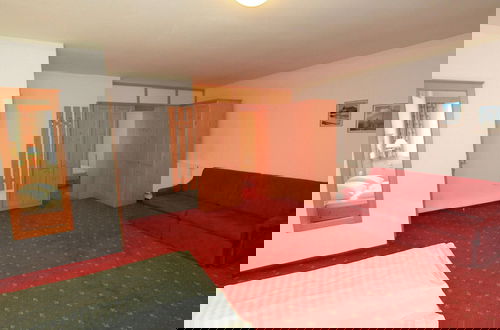 Foto 3 - Modern Apartment With Sauna in Kaltenbach