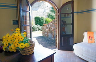 Photo 3 - Romantic Stone Apartment Antico