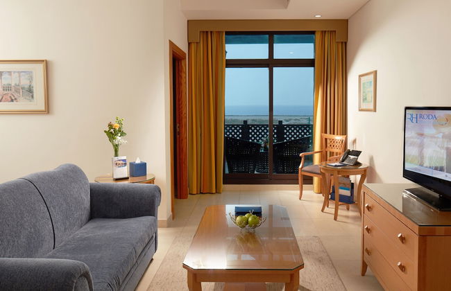 Roda Beach Resort - Foto 10