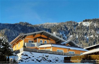 Foto 1 - Luxurious Mansion in Goldegg Near Skiing Area