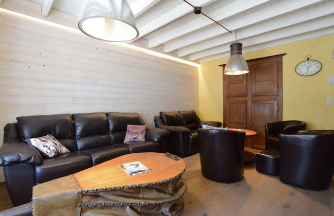 Lavish Holiday Home in Chassepierre With Terrace - Foto 13
