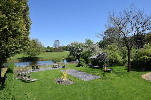 Photo 33 - Lavish Holiday Home in Chassepierre With Terrace