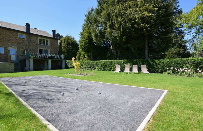 Lavish Holiday Home in Chassepierre With Terrace - Foto 26