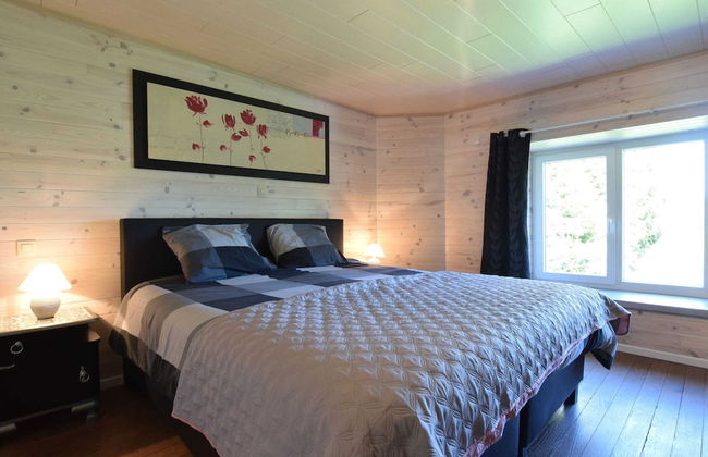 Lavish Holiday Home in Chassepierre With Terrace - Foto 9