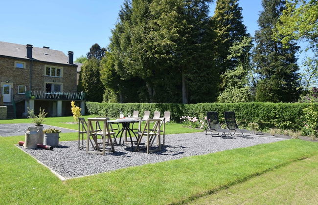 Lavish Holiday Home in Chassepierre With Terrace - Foto 25