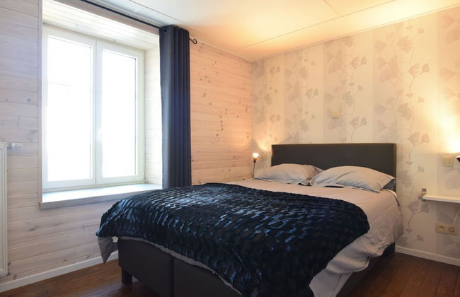 Lavish Holiday Home in Chassepierre With Terrace - Foto 3