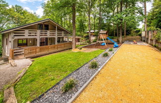 Foto 1 - Spacious Chalet With Sauna and Bubble Bath