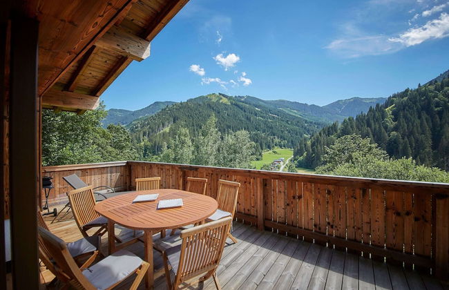 Modern Chalet With Sauna - Photo 17